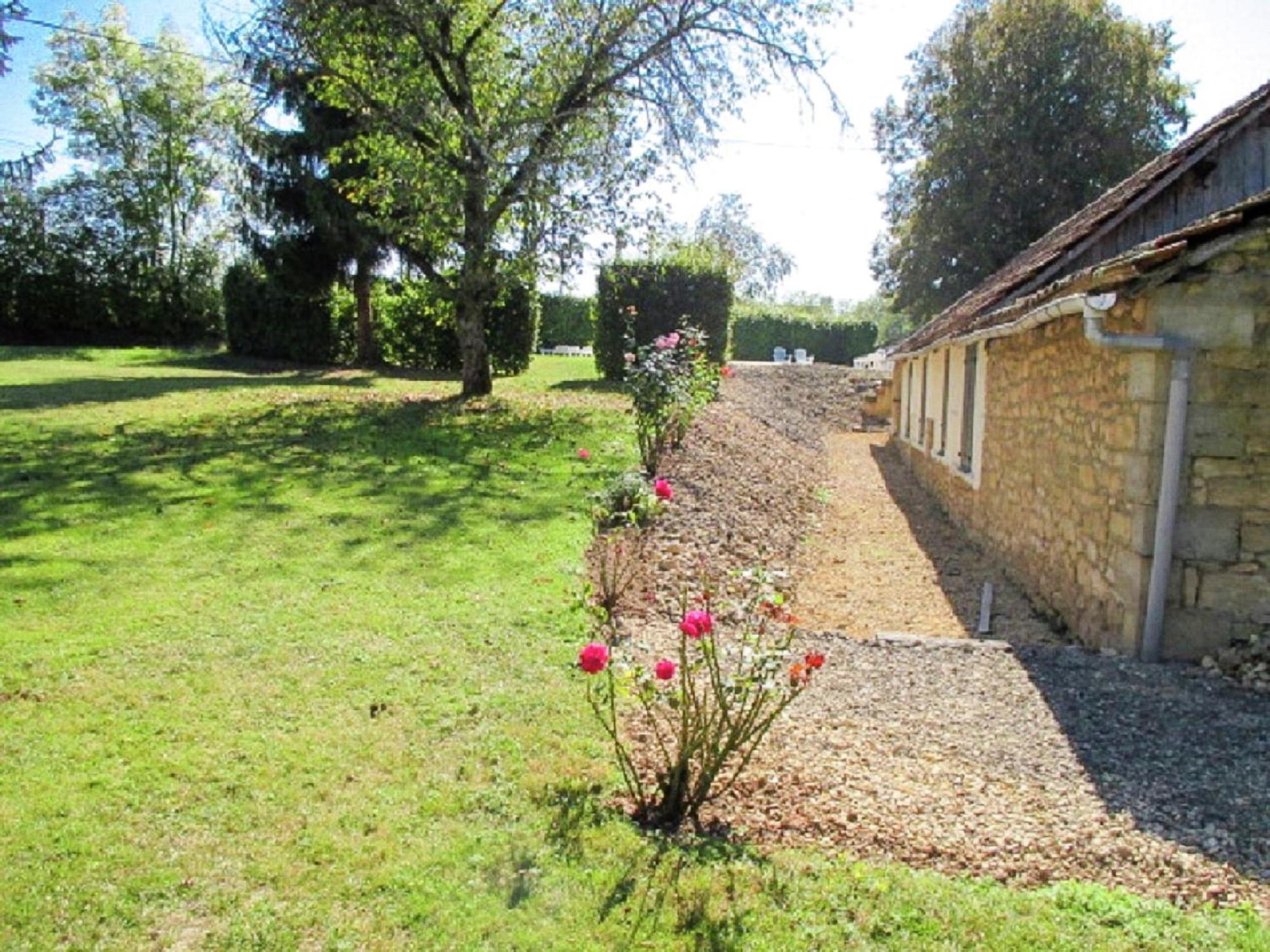 Appealing Apartment In Vezac With Swimming Pool Beynac-et-Cazenac Exteriér fotografie