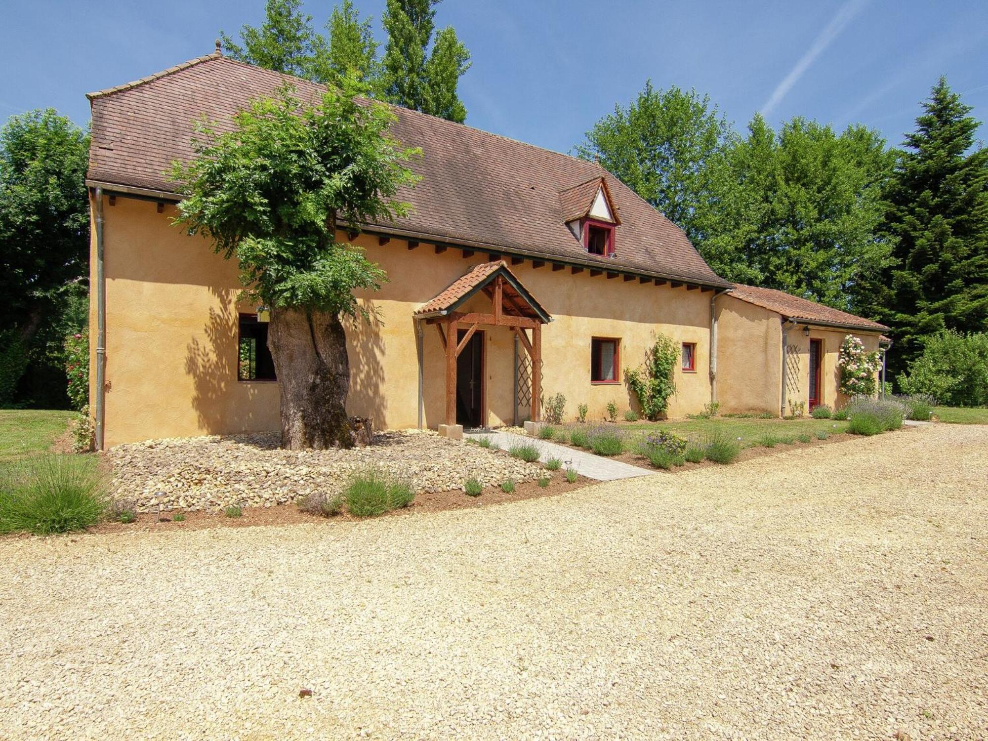 Appealing Apartment In Vezac With Swimming Pool Beynac-et-Cazenac Exteriér fotografie