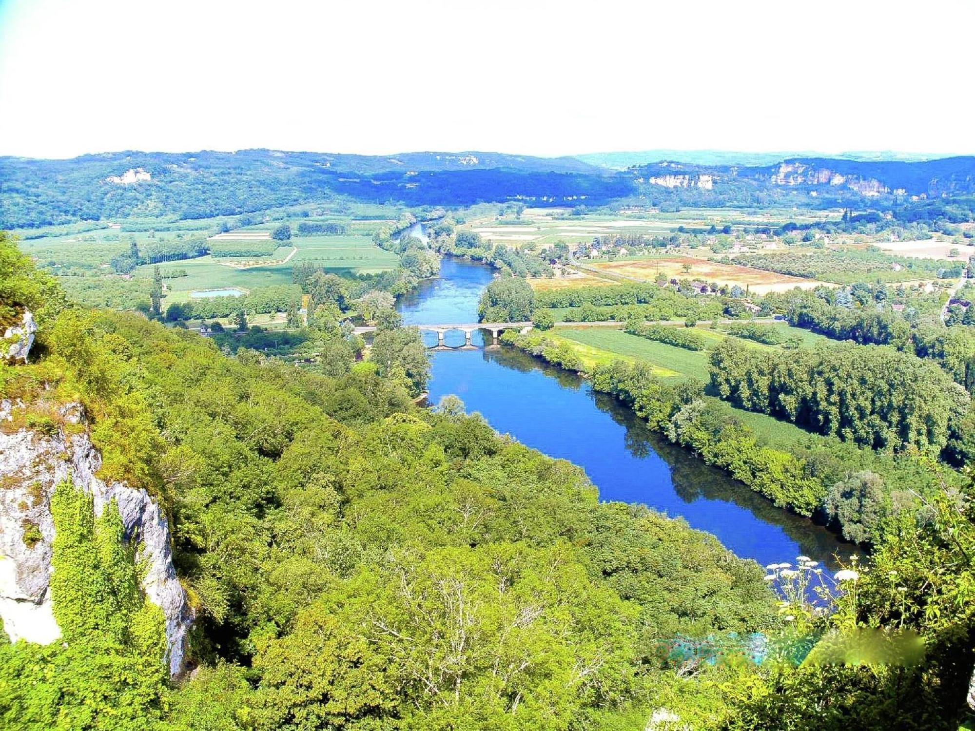 Appealing Apartment In Vezac With Swimming Pool Beynac-et-Cazenac Exteriér fotografie
